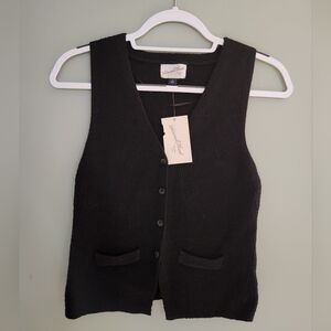 Universal Thread Button-Up Vest